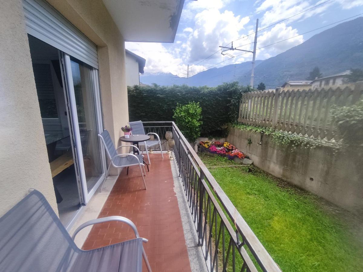 Tirano Express Luxury Apartments Exteriör bild